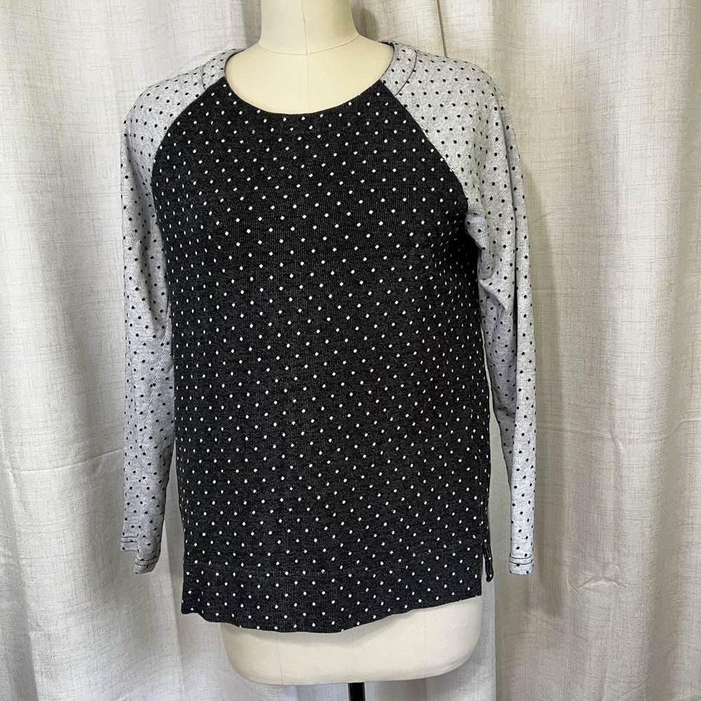Coldwater Creek Sweatshirt  Size Medium‎ grey pullover Polkadot Casual